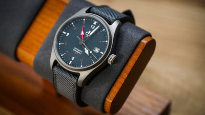 Hurricane GMT - Petroleum Blue - Titanium Case